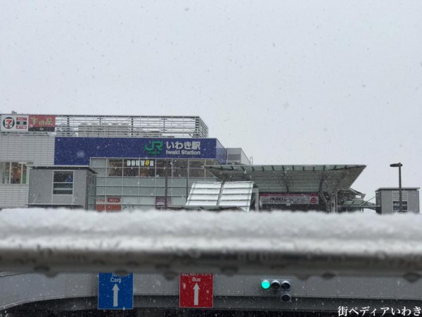 福島県いわき市で雪2