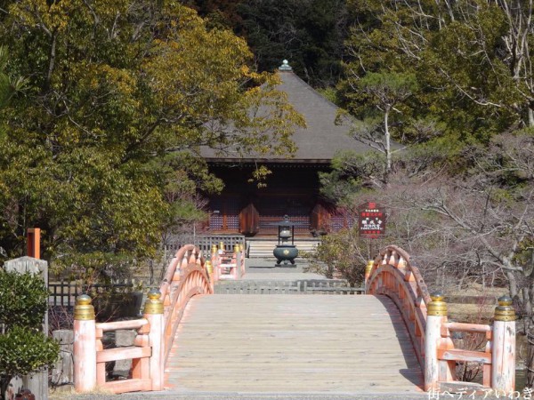 福島県いわき市内郷の国宝白水阿弥陀堂の梅6