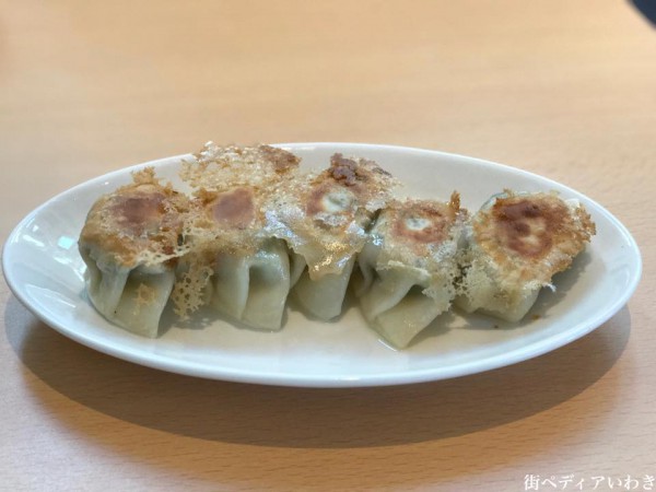 福島県いわき市久ノ浜の定食屋「からすや食堂」のラーメンと餃子とチャーハンをご紹介9