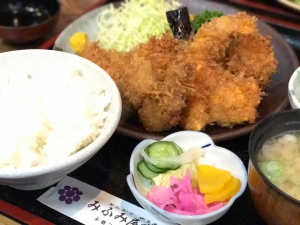 福島県いわき駅前のランチとんかつ定食などみふみ屋肉店のみふみ屋食堂-5