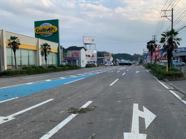 福島県いわき市鹿島町久保2丁目(鹿島街道)で土砂崩れ-190825-11