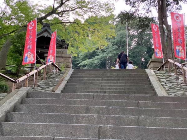 福島県いわき市湯本の温泉神社で261(フロイチ)ガレージセールと古本市が開催-190928-6