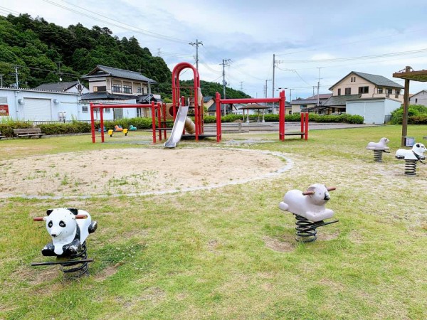 いわき市植田近くの東田大町公園で子供が遊べる公園-210620-11